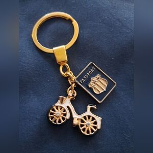 Traveler Themed Keychain